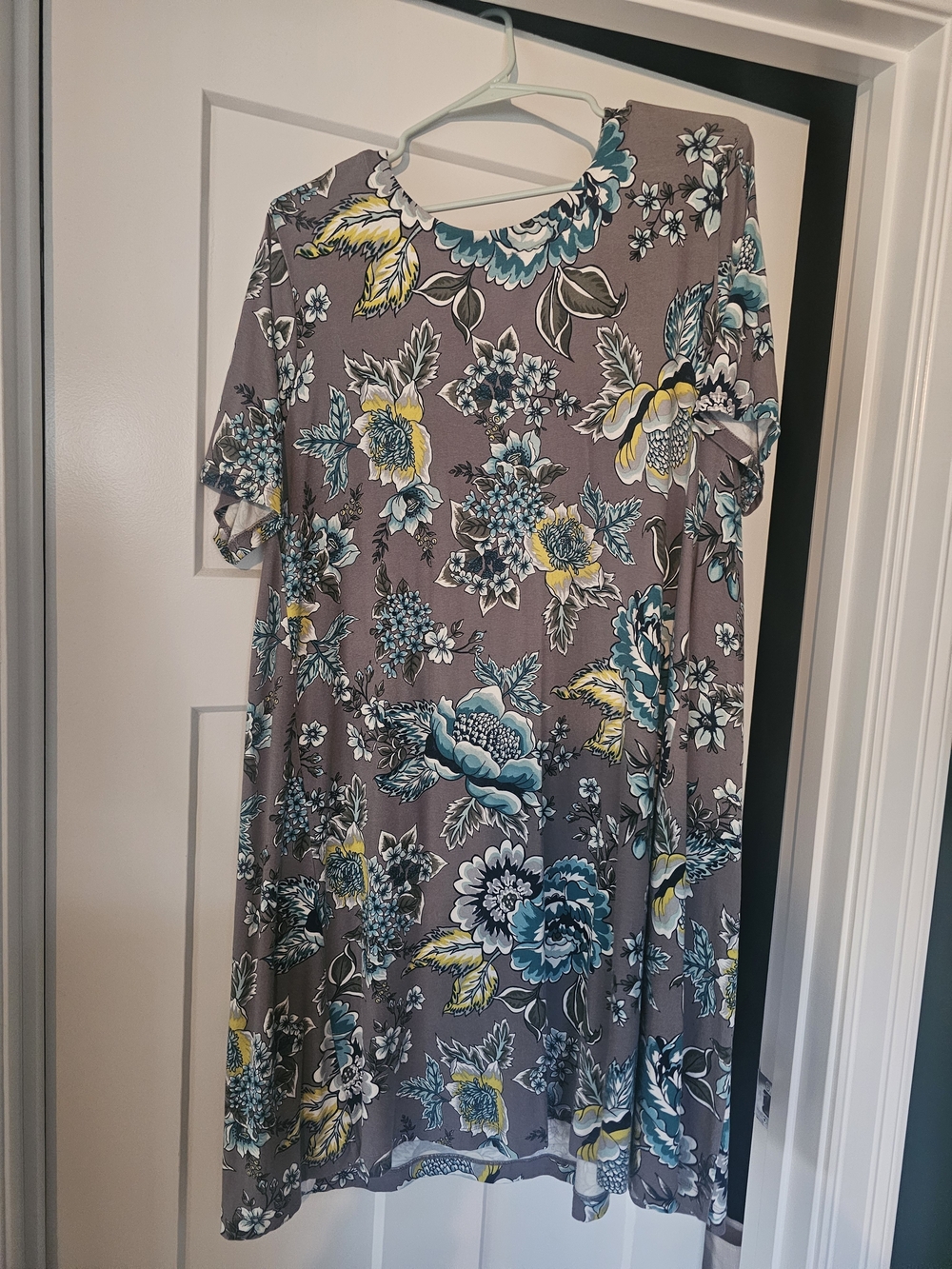 LOFT Gray Floral Swing Dress